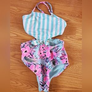 *Size 6* Arizona Jean Co.* Bathing suit 1 piece*